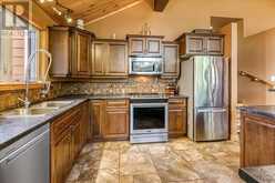 14 EVERGREEN LN | Elliot Lake Ontario | Slide Image Thirteen
