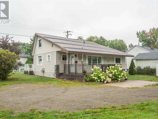 219 Eastern AVE Sault Ste. Marie Ontario, P6A 4R5 - 2 Bedrooms Home For Sale