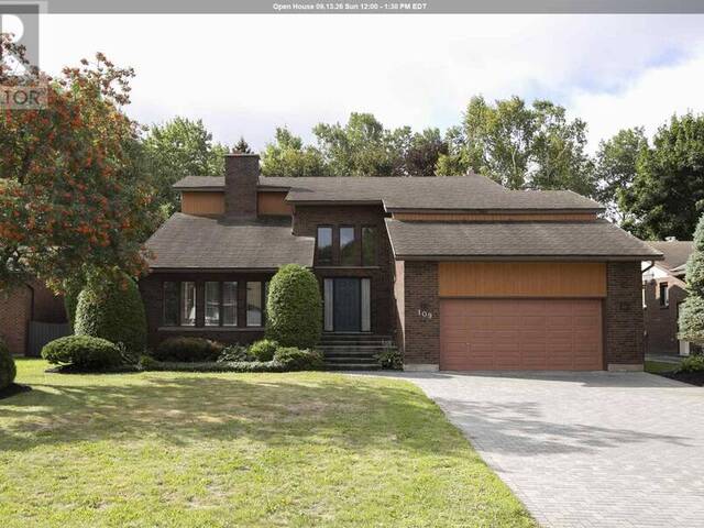 109 Greenview LN Sault Ste. Marie Ontario, P6A 1L1 - 4 Bedrooms Home For Sale