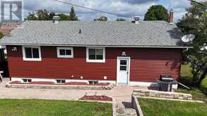 29 Birch RD | Elliot Lake Ontario | Slide Image Eight