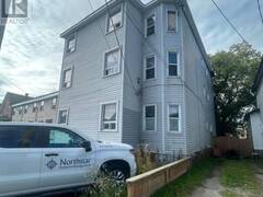 427-429 Wellington ST E Sault Ste. Marie Ontario, P6A 2M1