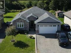 73 Foxborough TRL Sault Ste. Marie Ontario, P6B 0A7
