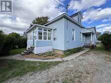 32 Aberdeen ST | Chapleau Ontario | Slide Image Three