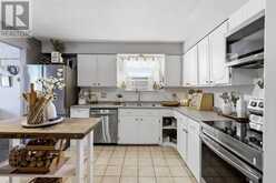 15 Sutton PL | Sault Ste. Marie Ontario | Slide Image Nine