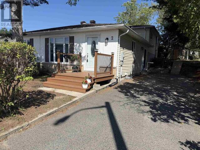 2 FARRELL CRES Elliot Lake Ontario, P5A 3N6 - 3 Bedrooms Home For Sale
