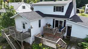 22 Birch RD | Elliot Lake Ontario | Slide Image Five