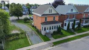 122 Alexandra ST | Sault Ste. Marie Ontario | Slide Image Seven