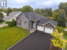 126 Queensgate BLVD | Sault Ste. Marie Ontario | Slide Image Two