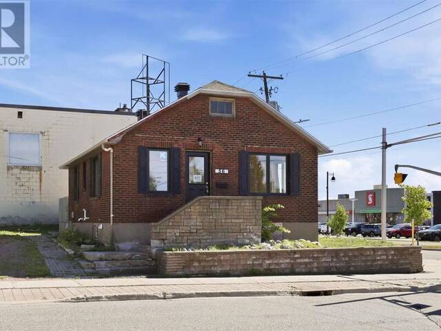 56 Dennis ST Sault Ste. Marie Ontario, P6A 2W9 - 2 Bedrooms Home For Sale