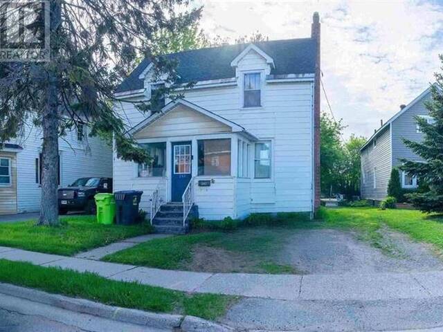 240 Huron ST Sault Ste. Marie Ontario, P6A 1R5 - 3 Bedrooms Home For Sale
