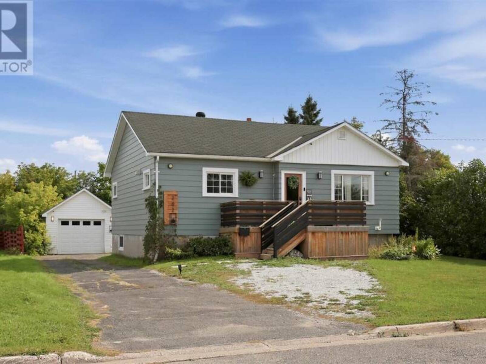 282 Spadina AVE, Sault Ste. Marie, Ontario P6C 5E2