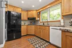 38 Northwood ST | Sault Ste. Marie Ontario | Slide Image Thirty