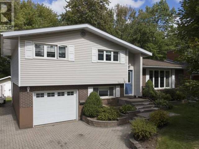 38 Northwood ST Sault Ste. Marie Ontario, P6B 4M4 - 3 Bedrooms Home For Sale