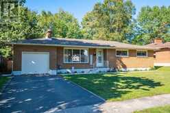 100 Parkdale DR | Sault Ste. Marie Ontario | Slide Image Two
