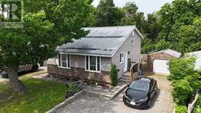 177 Axmith AVE | Elliot Lake Ontario | Slide Image Three