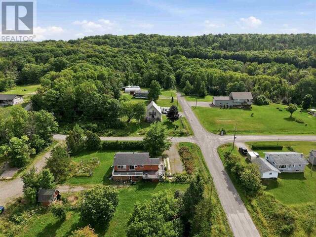 99 Findlay RD E Macdonald, Meredith and Aberdeen Additional Ontario, P0R 1C0 - 3 Bedrooms Home For Sale