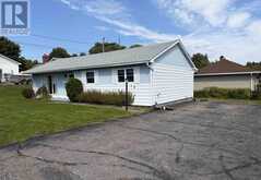 2 Tecumseh RD | Elliot Lake Ontario | Slide Image Two