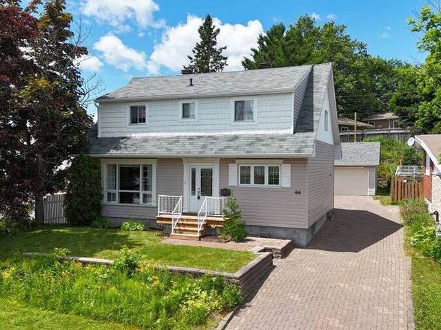 66 Dieppe AVE Elliot Lake Ontario, P5A 1H3 - 5 Bedrooms Home For Sale
