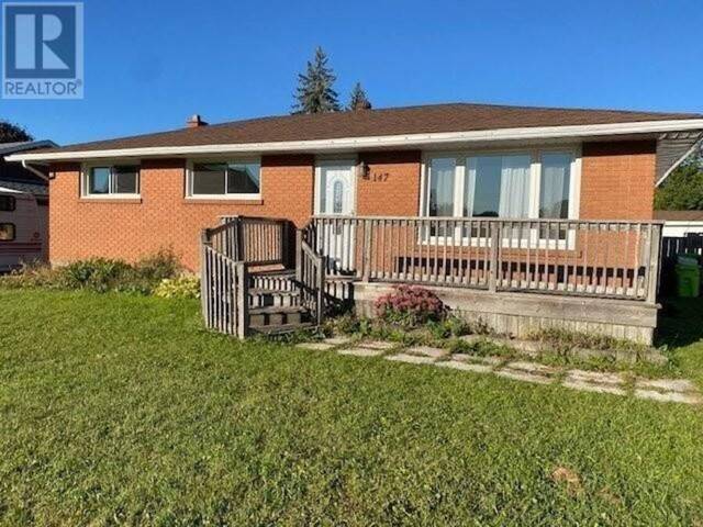 147 Caledon ST Sault Ste. Marie Ontario, P6B 5C2 - 4 Bedrooms Home For Sale