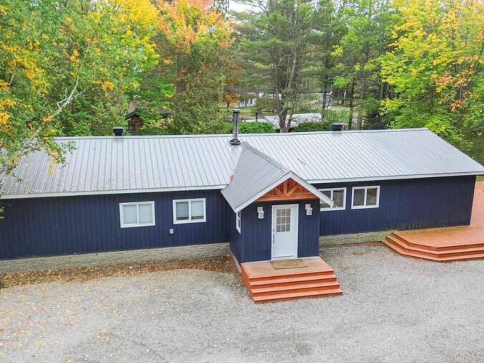 1602 Pineshores RD, North Algoma, Ontario P0S 1E0