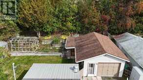 17 Brown RD | Elliot Lake Ontario | Slide Image Thirty