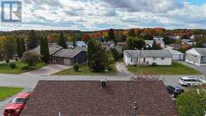 17 Brown RD | Elliot Lake Ontario | Slide Image Thirty-one