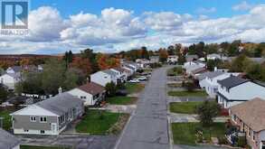 17 Brown RD | Elliot Lake Ontario | Slide Image Thirty-three