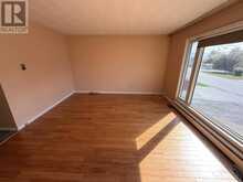 17 Brown RD | Elliot Lake Ontario | Slide Image Nine