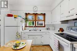 44 McCrea ST | Sault Ste. Marie Ontario | Slide Image Thirteen