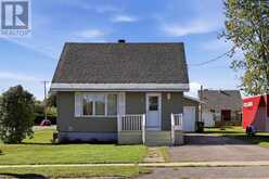 3 Weldon AVE | Sault Ste. Marie Ontario | Slide Image One