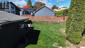 4 Timmins RD | Elliot Lake Ontario | Slide Image Five