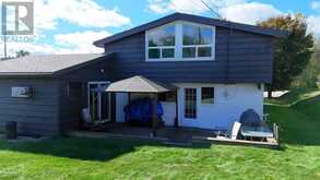 4 Timmins RD | Elliot Lake Ontario | Slide Image Seven