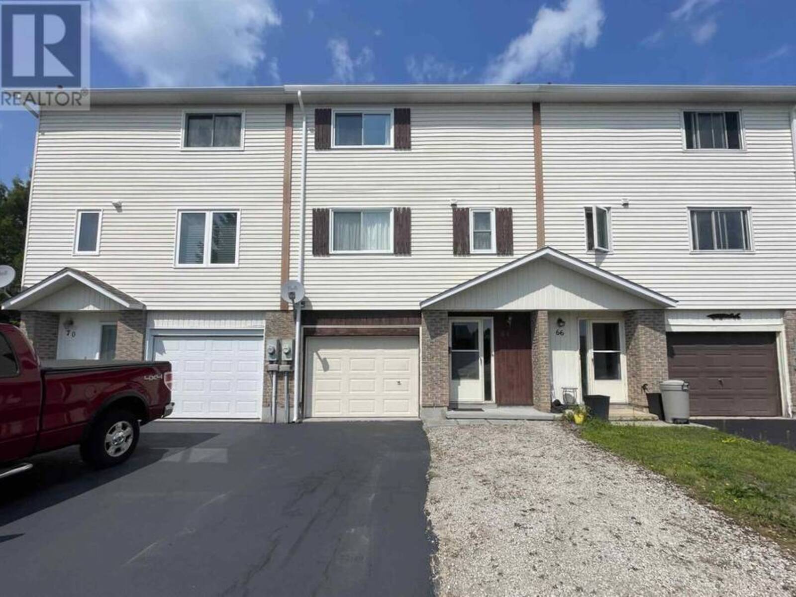 68 Farquhar PL, Elliot Lake, Ontario P5A 2B3