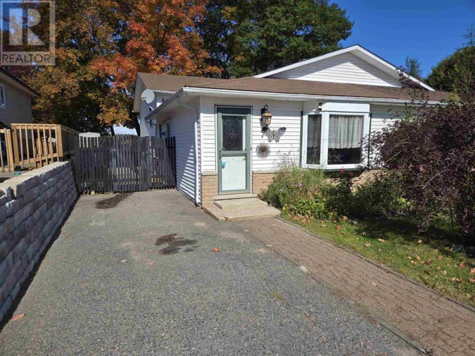 7 Feltz RD, Elliot Lake, Ontario P5A 1V3