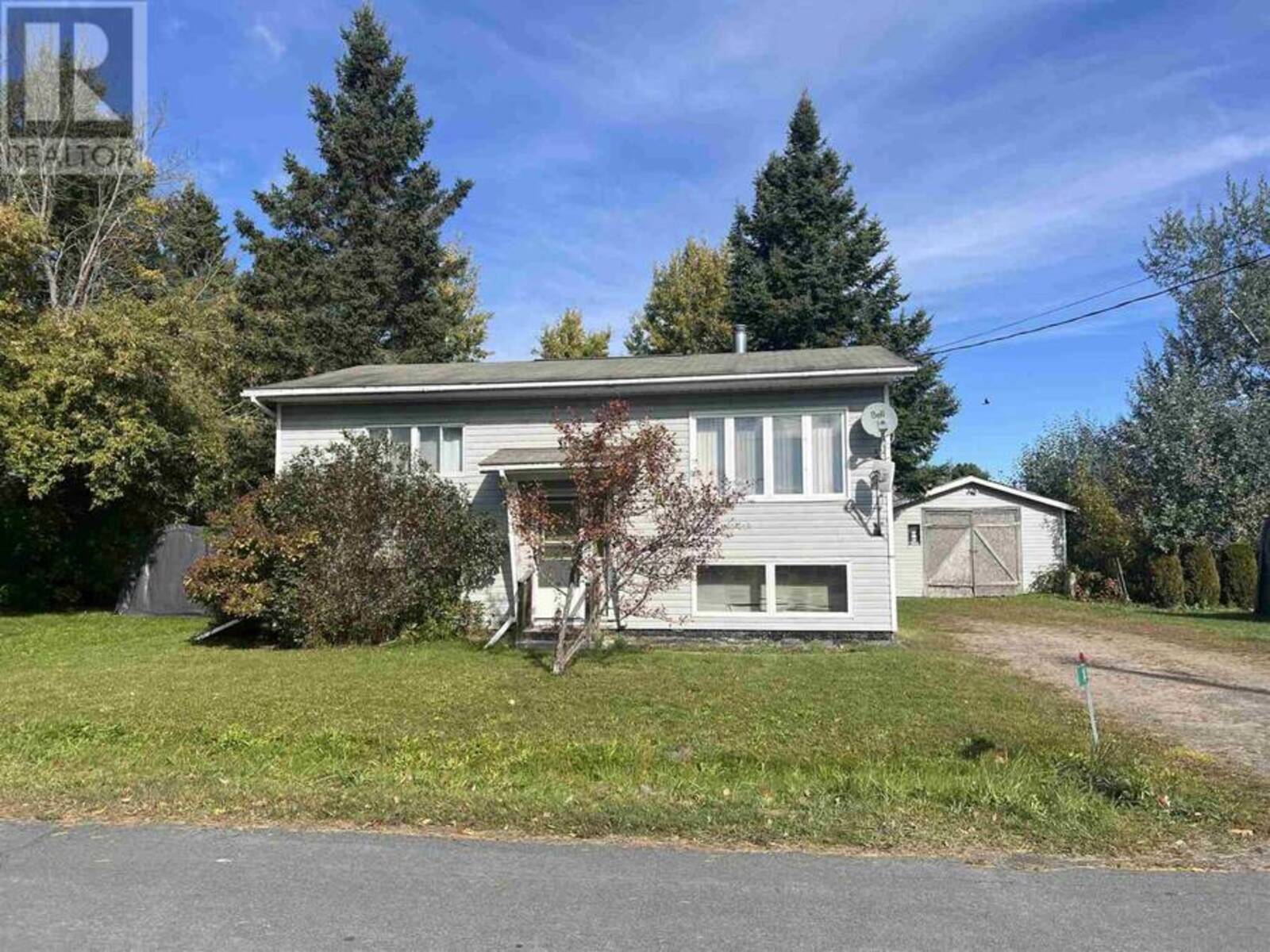 14 Hoatson ST, Bruce Mines, Ontario P0R 1C0