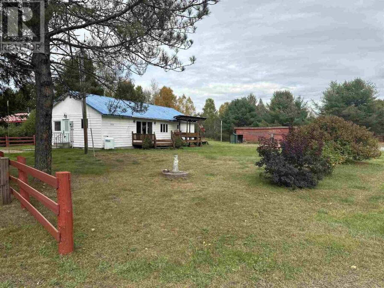 16 Ski Hill RD, North Algoma, Ontario P0S 1J0