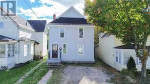 182 Dennis ST | Sault Ste. Marie Ontario | Slide Image Four