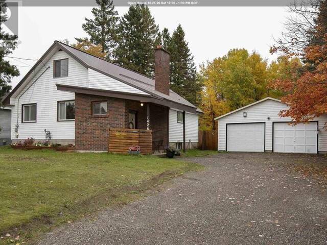 1426 Peoples RD Sault Ste. Marie Ontario, P6C 3W8 - 4 Bedrooms Home For Sale