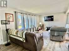 8 Benner PL | Elliot Lake Ontario | Slide Image Four