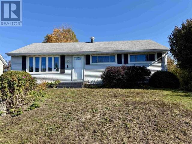 8 Benner PL Elliot Lake Ontario, P5A 1T4 - 4 Bedrooms Home For Sale