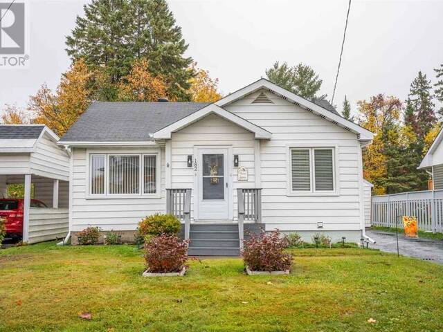 182 Lake ST Sault Ste. Marie Ontario, P6A 4B1 - 2 Bedrooms Home For Sale