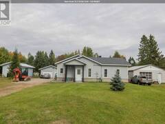 100 Bay ST Macdonald, Meredith and Aberdeen Additional Ontario, P0S 1C0
