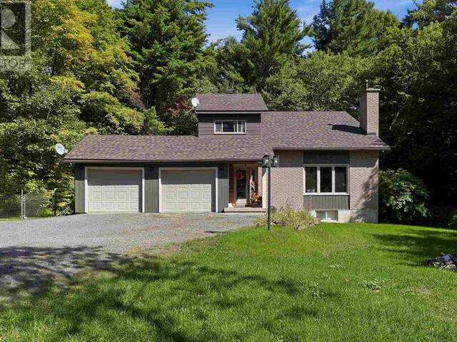 1130 Allen's Side RD Sault Ste. Marie Ontario, P6A 5K8 - 4 Bedrooms Home For Sale