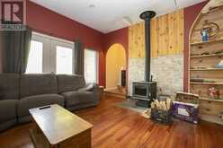 696 Lakeshore DR S|Dennis Township | Sault Ste. Marie Ontario | Slide Image Thirty-two