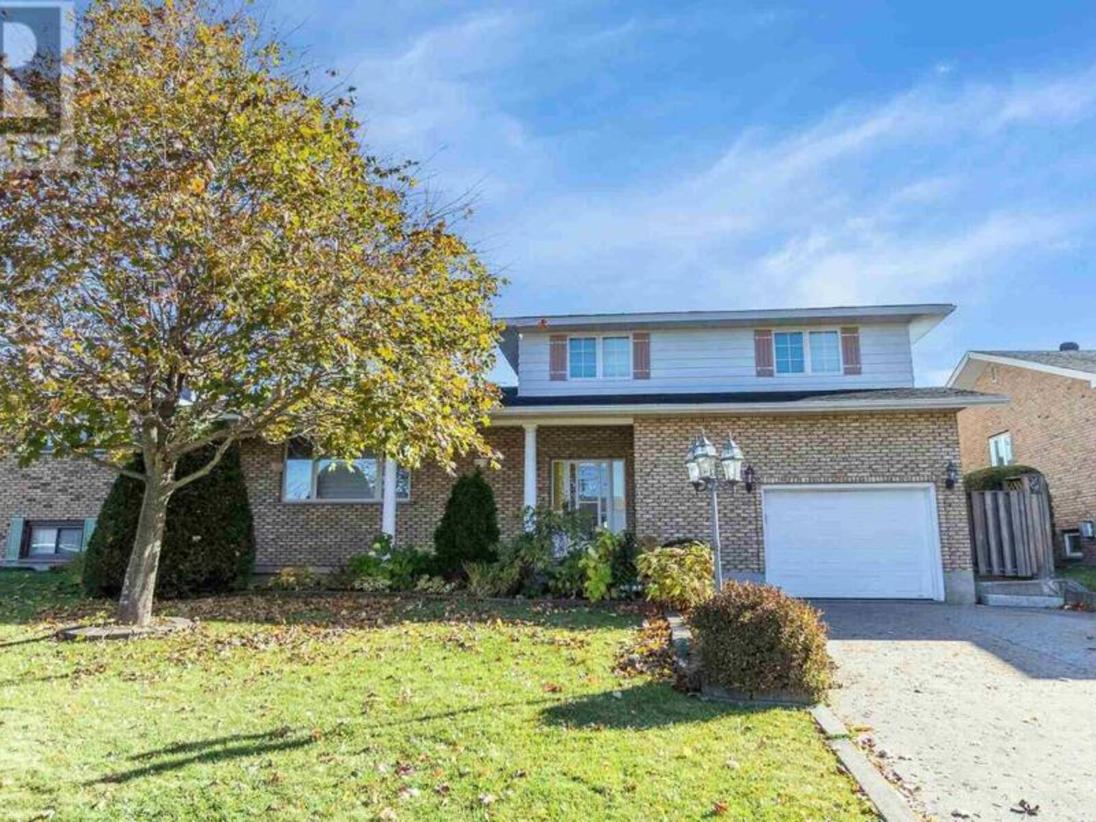 30 Highcrest ST, Sault Ste. Marie, Ontario P6B 5V2