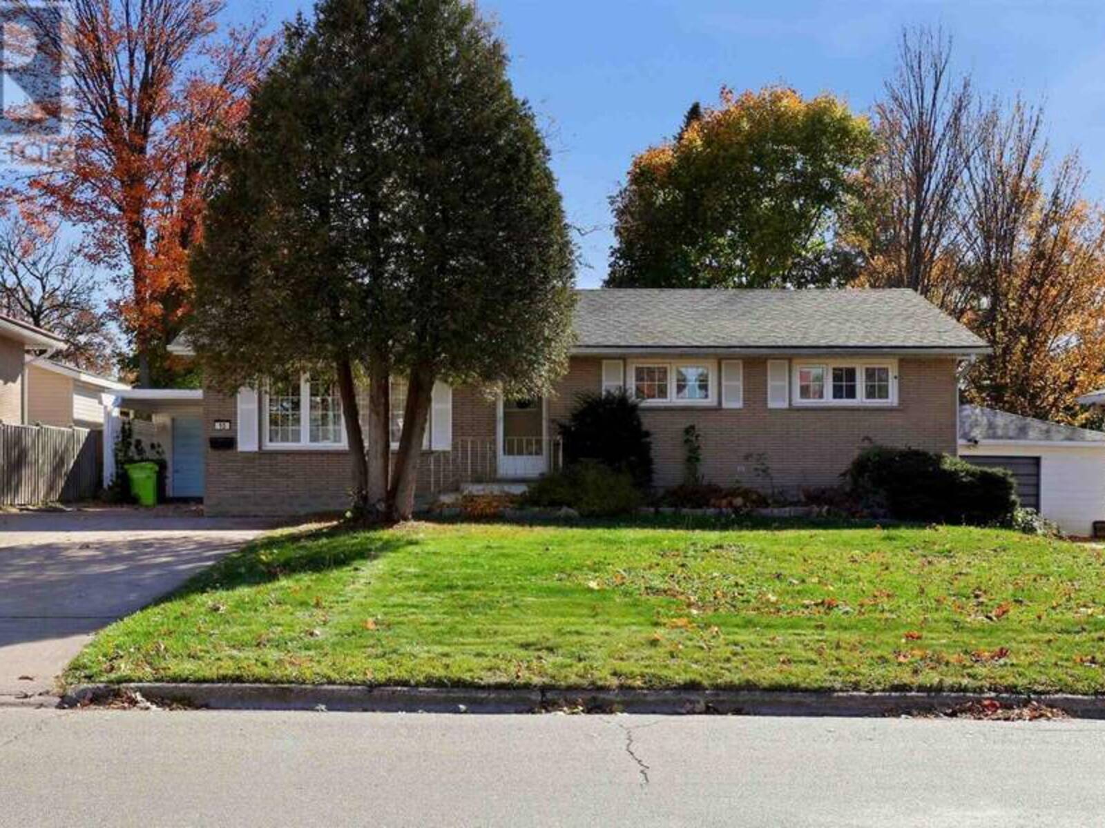 13 Irwin AVE, Sault Ste. Marie, Ontario P6A 3P7