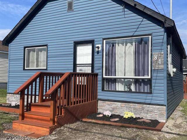 84 McNabb ST Sault Ste. Marie Ontario, P6B 1X8 - 2 Bedrooms Home For Sale