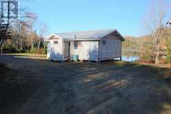 6 Weckstrom Lake RD | North Algoma Ontario | Slide Image Five