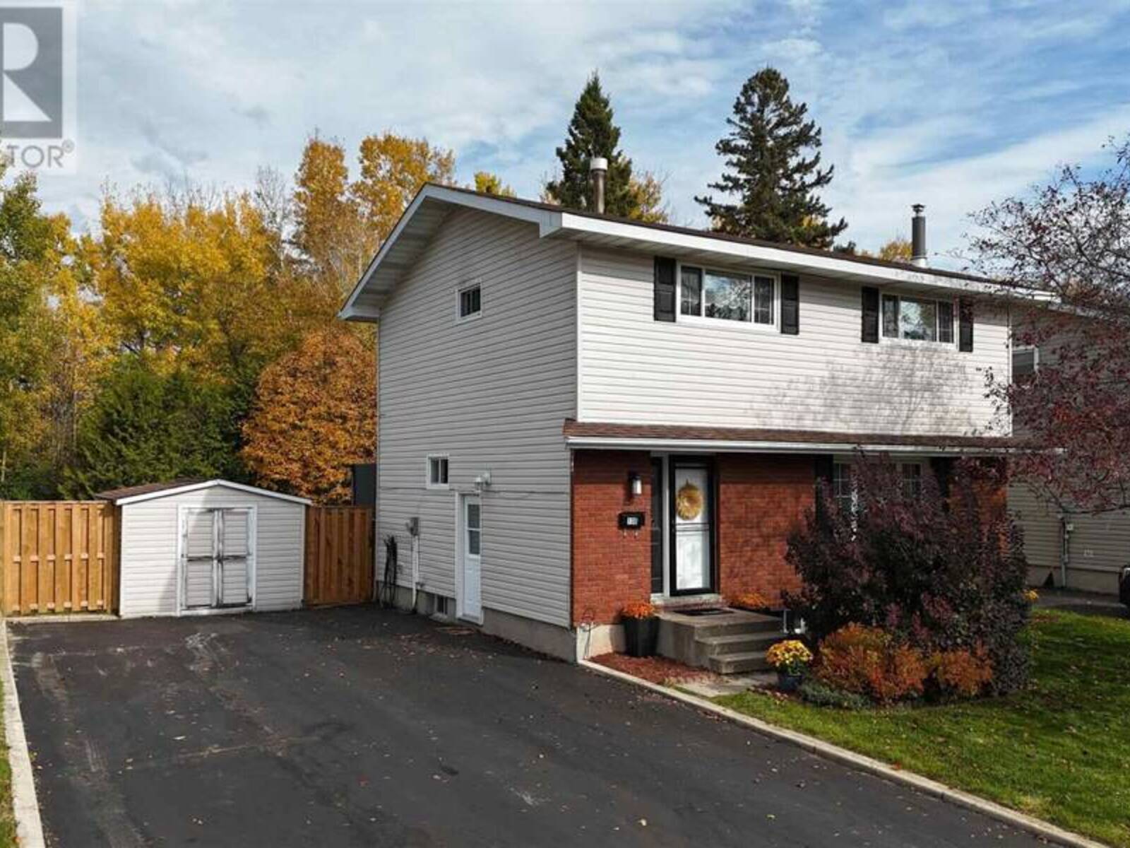 136 Glen AVE, Sault Ste. Marie, Ontario P6A 5E2
