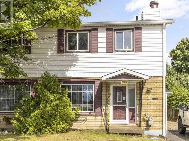 742 Pine ST Sault Ste. Marie Ontario, P6B 3G1 - 3 Bedrooms Home For Sale